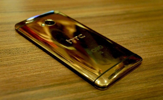 Золотой HTC ONE (M8)